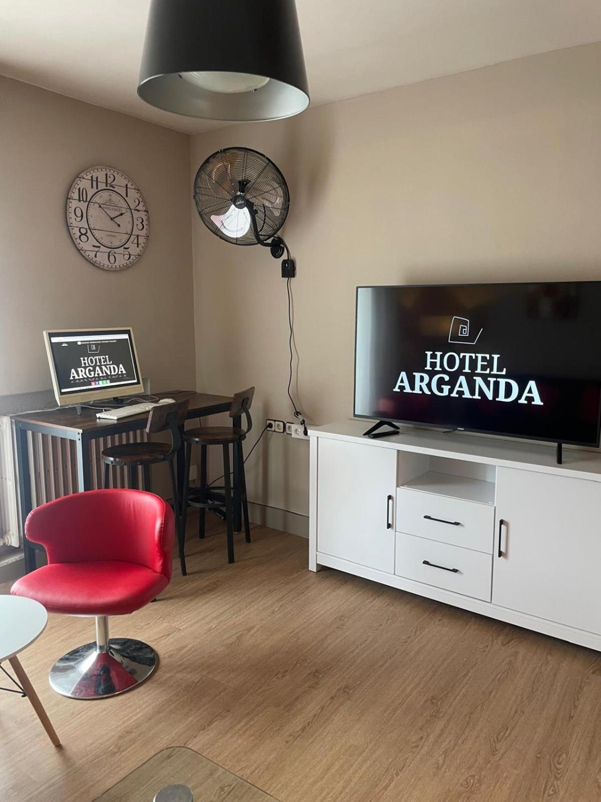 Hotel Arganda Arganda Del Rey Kültér fotó